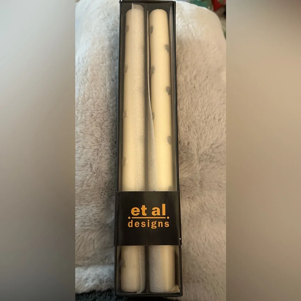 Et Al Designs polka dot glitter candlesticks‎ in white/silver. Set of 2.